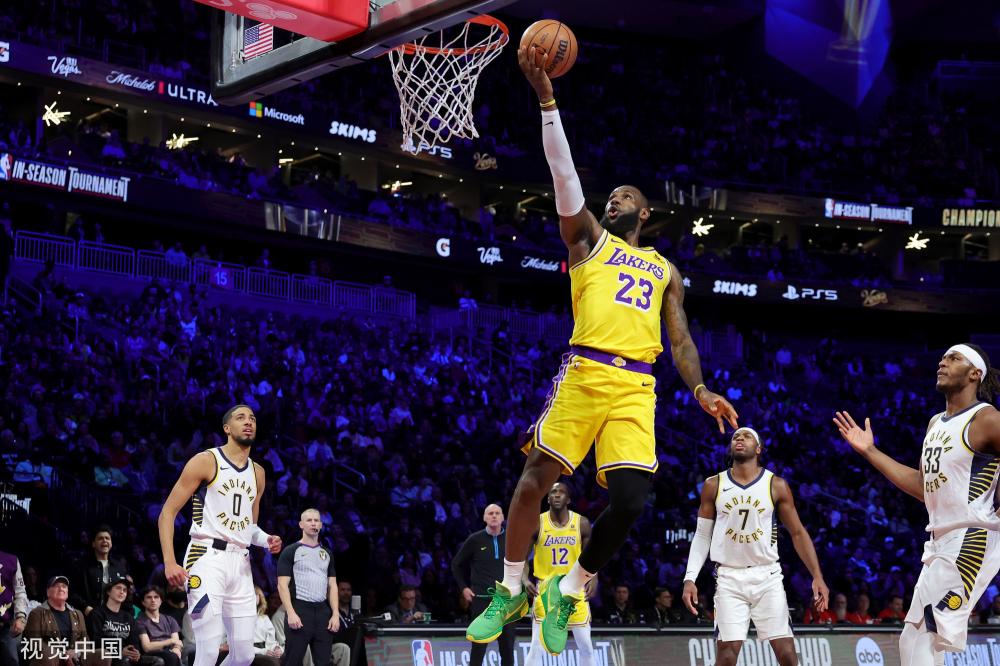 他的巨大潜 他的巨大潜