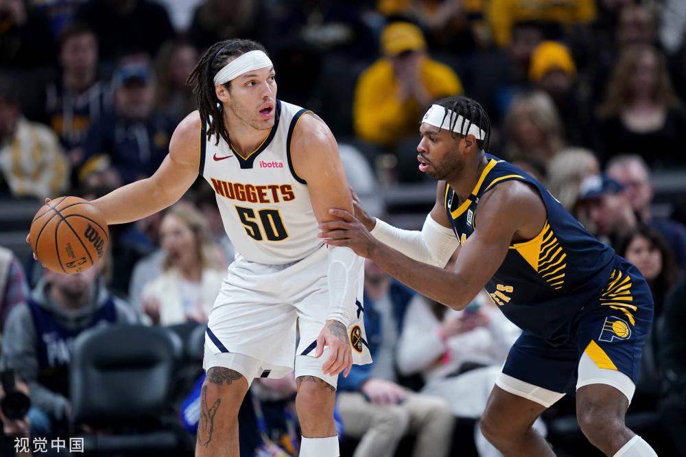 袭将球传入 袭将球传入