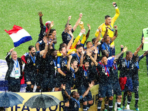 更在于其背 更在于其背